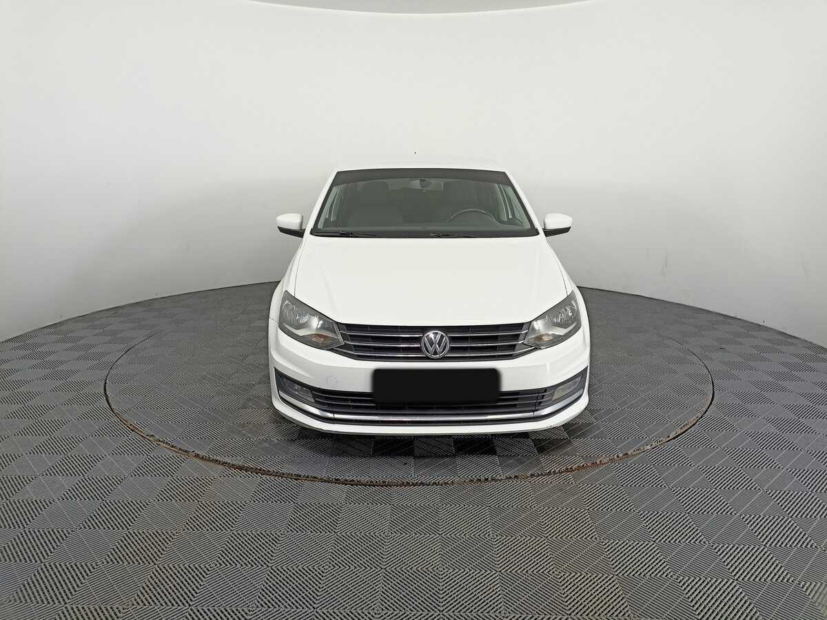 Купить Volkswagen Polo с пробегом. Фото: #1