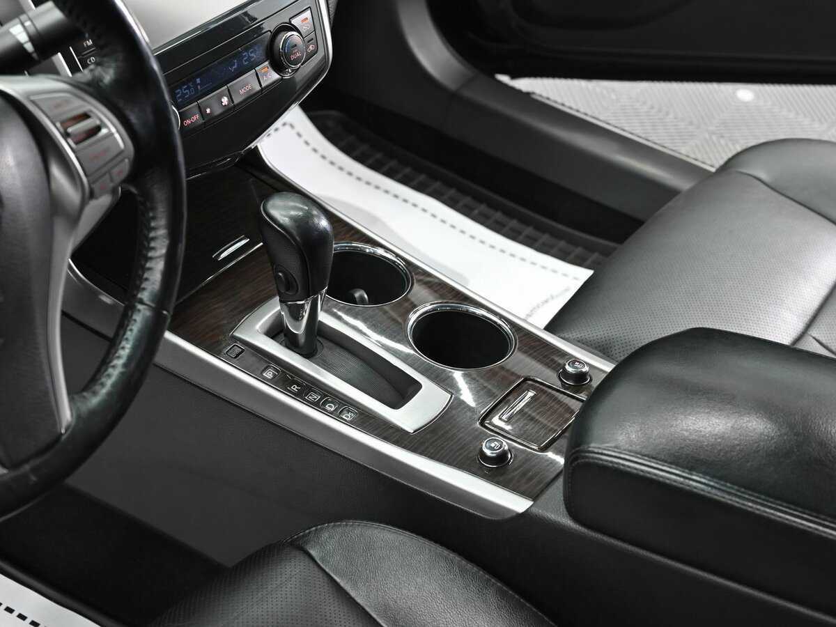 Купить Nissan Teana с пробегом. Фото: #9