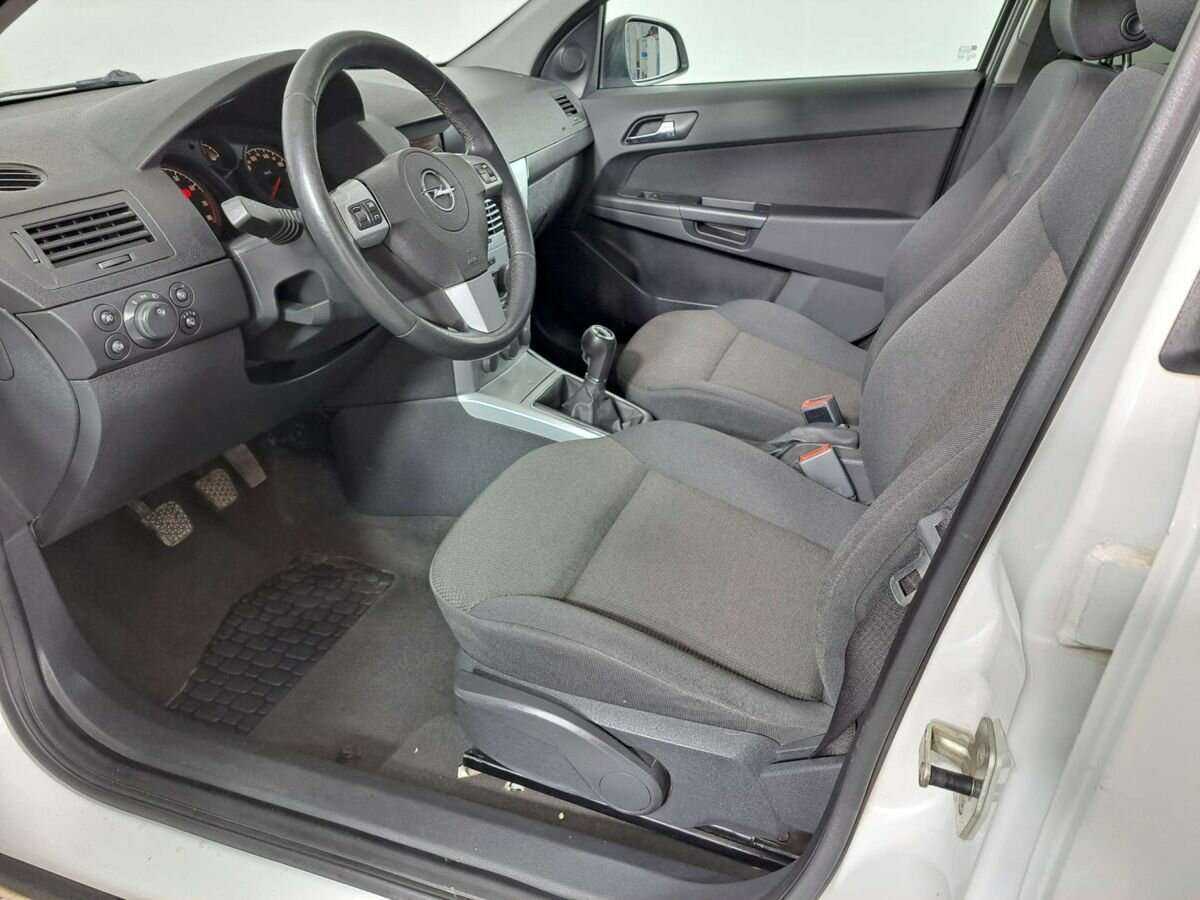 Купить Opel Astra с пробегом. Фото: #13