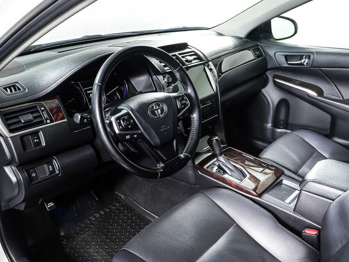 Купить Toyota Camry с пробегом. Фото: #12
