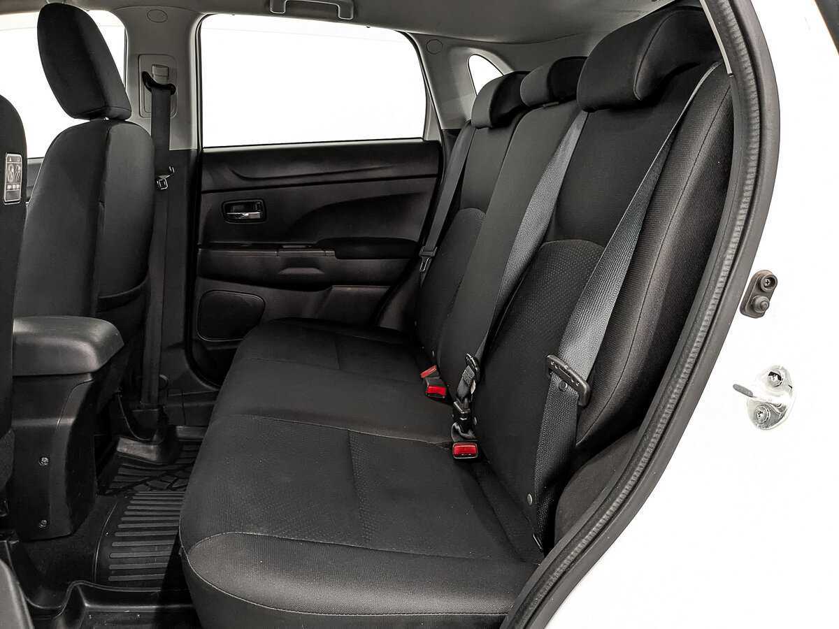 Купить Mitsubishi ASX с пробегом. Фото: #17