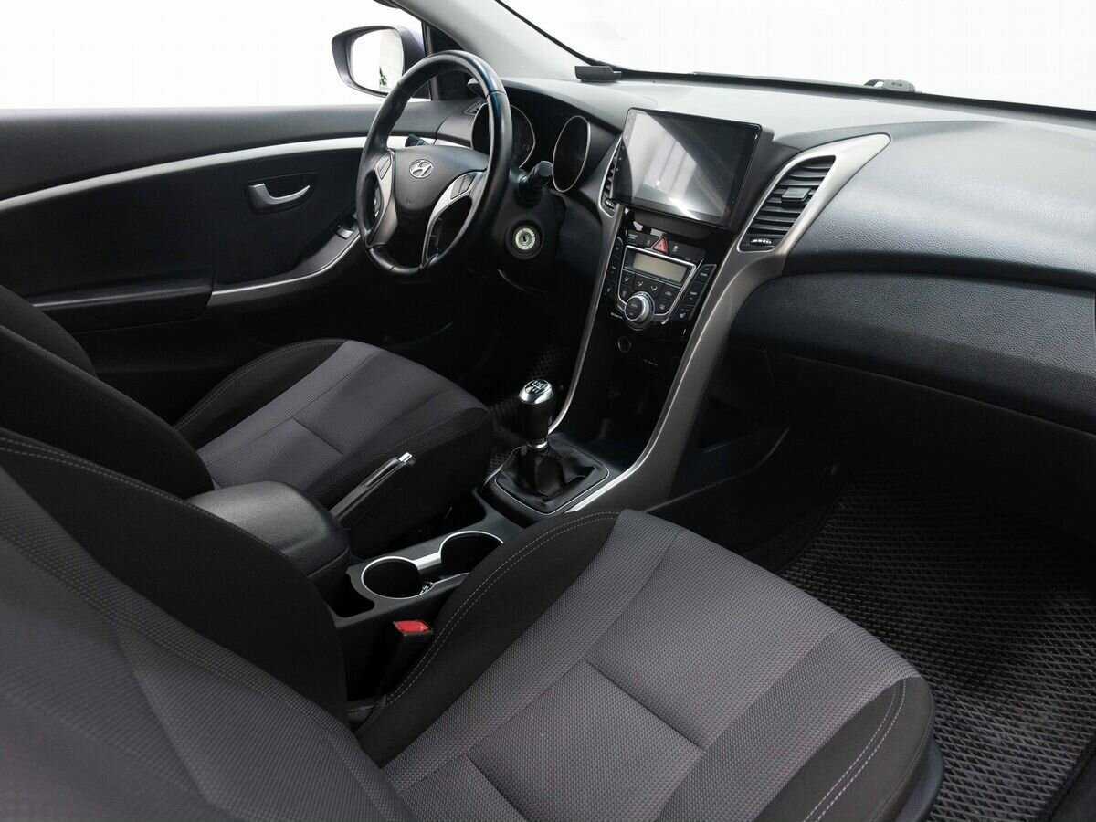Купить Hyundai i30 с пробегом. Фото: #11