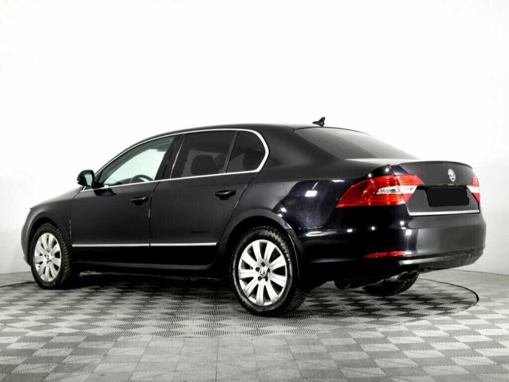 Купить Skoda Superb с пробегом. Фото: #5
