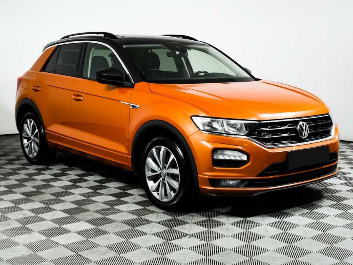 Купить Volkswagen T-Roc с пробегом. Фото: #2