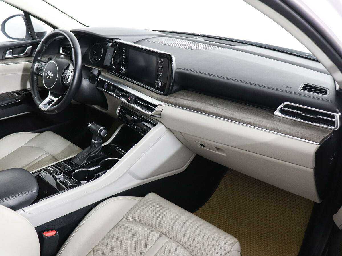 Купить Kia K5 с пробегом. Фото: #9