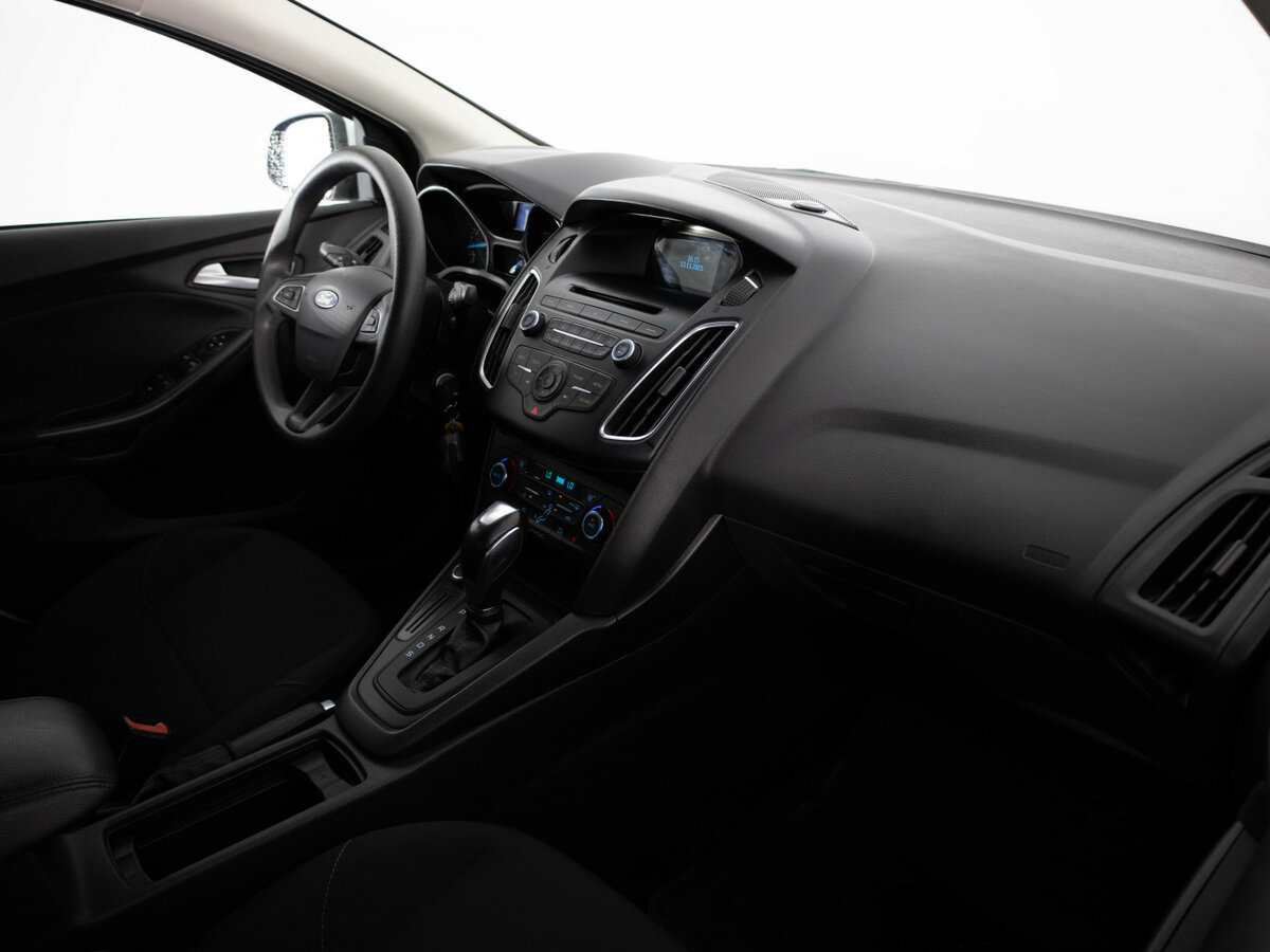 Купить Ford Focus с пробегом. Фото: #14