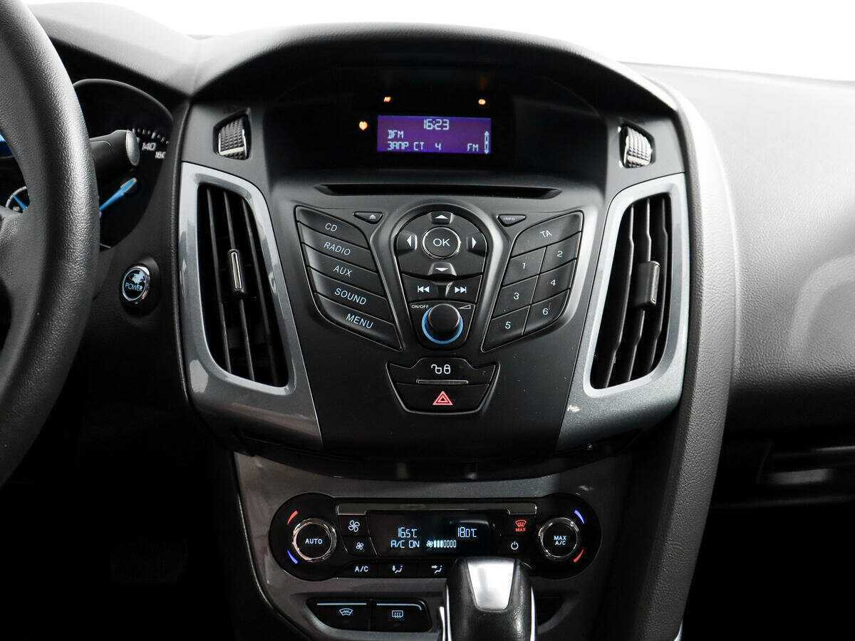 Купить Ford Focus с пробегом. Фото: #11