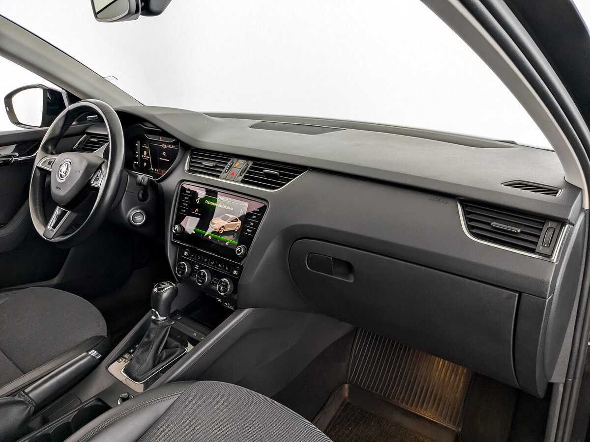 Купить Skoda Octavia с пробегом. Фото: #10