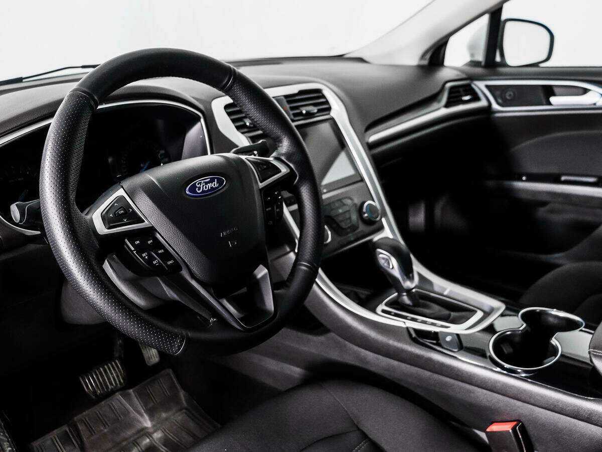 Купить Ford Mondeo с пробегом. Фото: #8