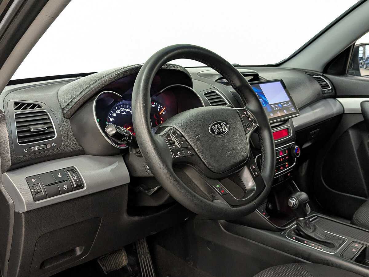 Купить Kia Sorento с пробегом. Фото: #14