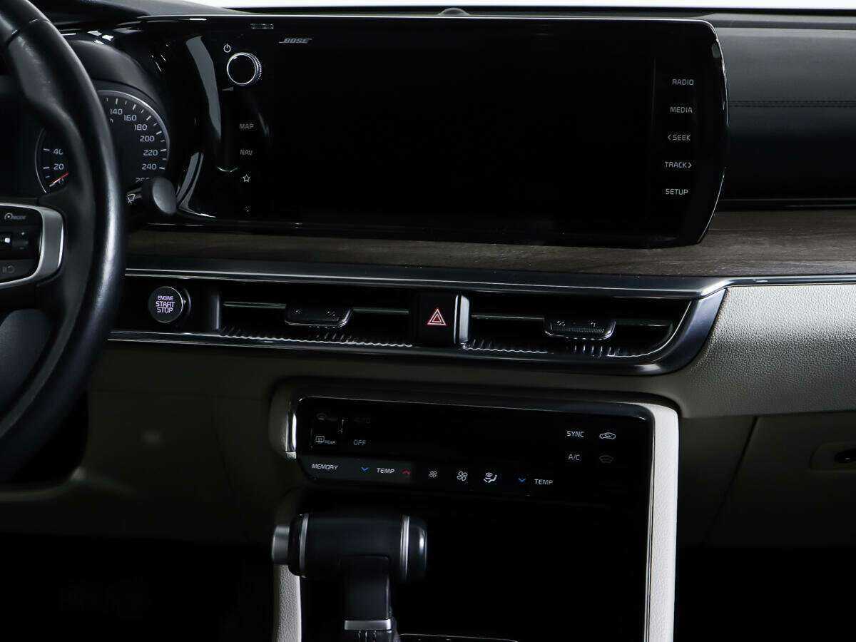 Купить Kia K5 с пробегом. Фото: #11