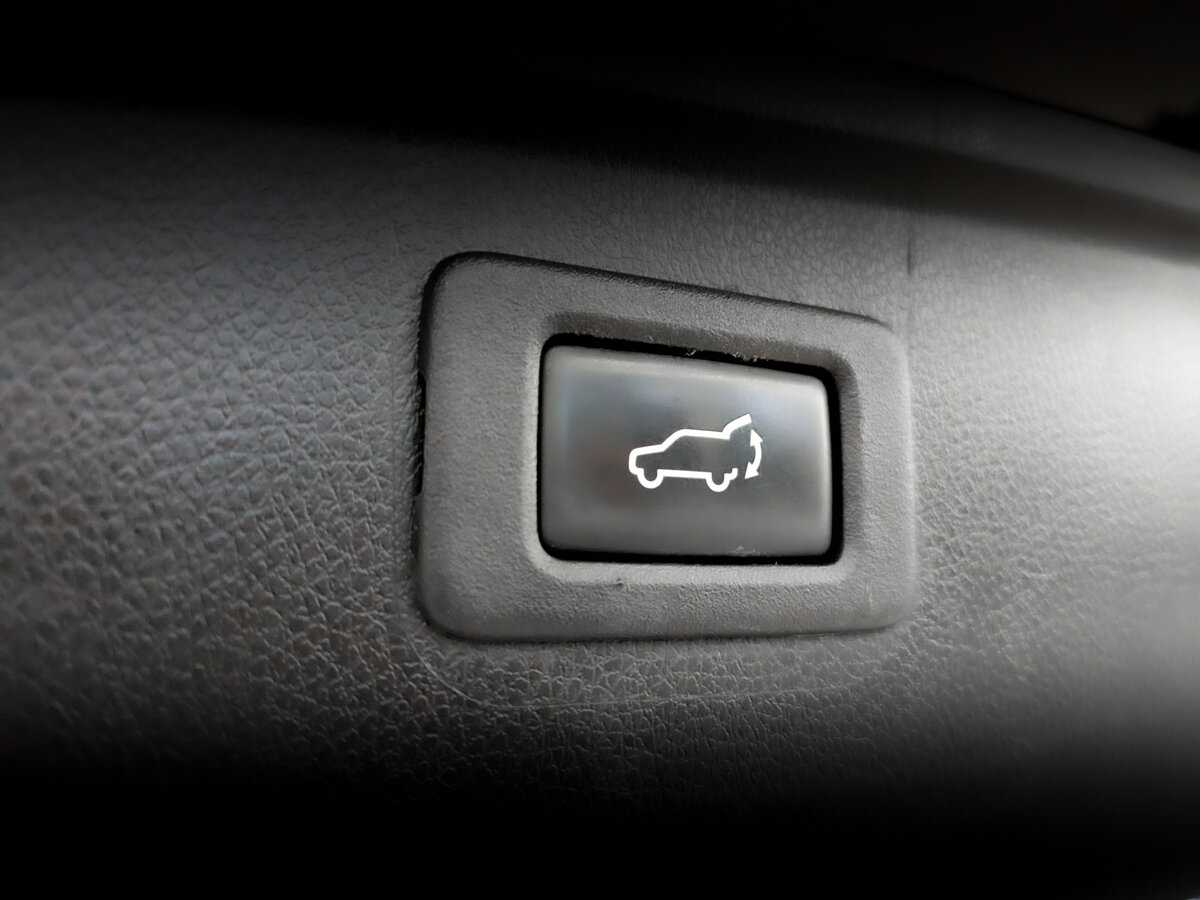 Купить Subaru Outback с пробегом. Фото: #25