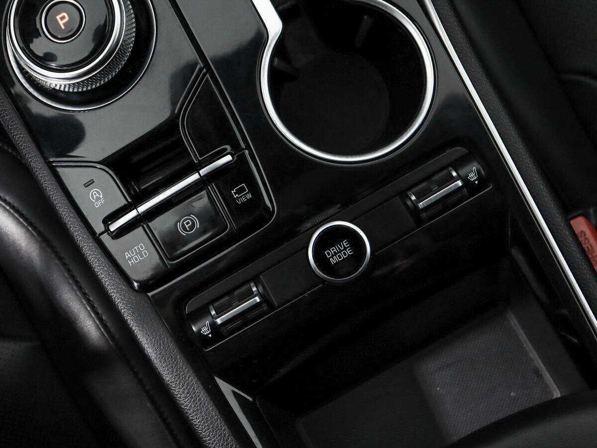 Купить Kia K5 с пробегом. Фото: #9