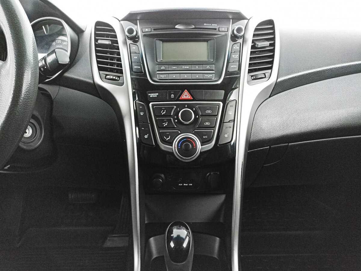 Купить Hyundai i30 с пробегом. Фото: #14