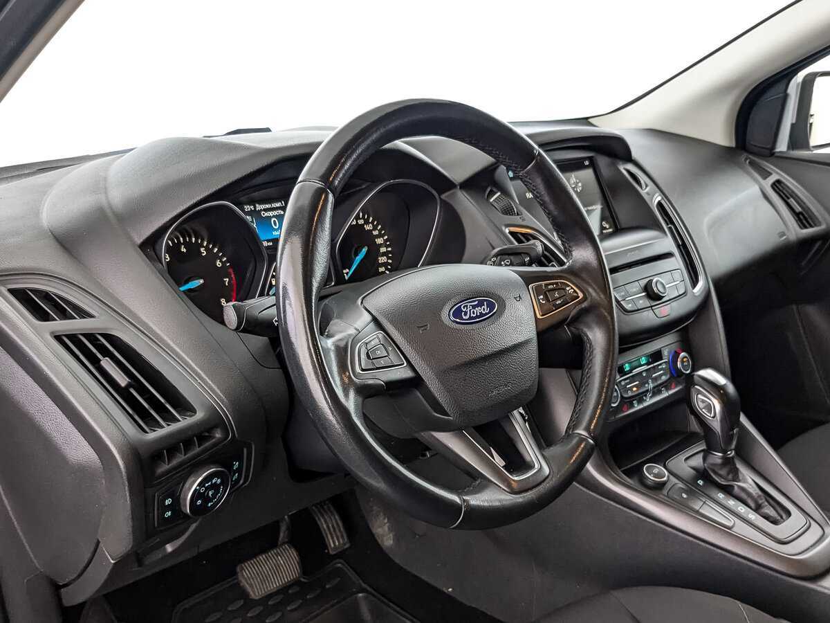 Купить Ford Focus с пробегом. Фото: #10