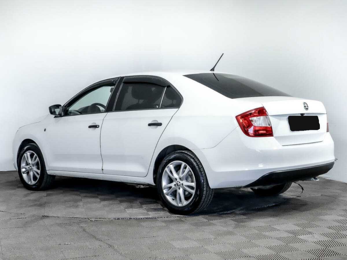 Купить Skoda Rapid с пробегом. Фото: #5