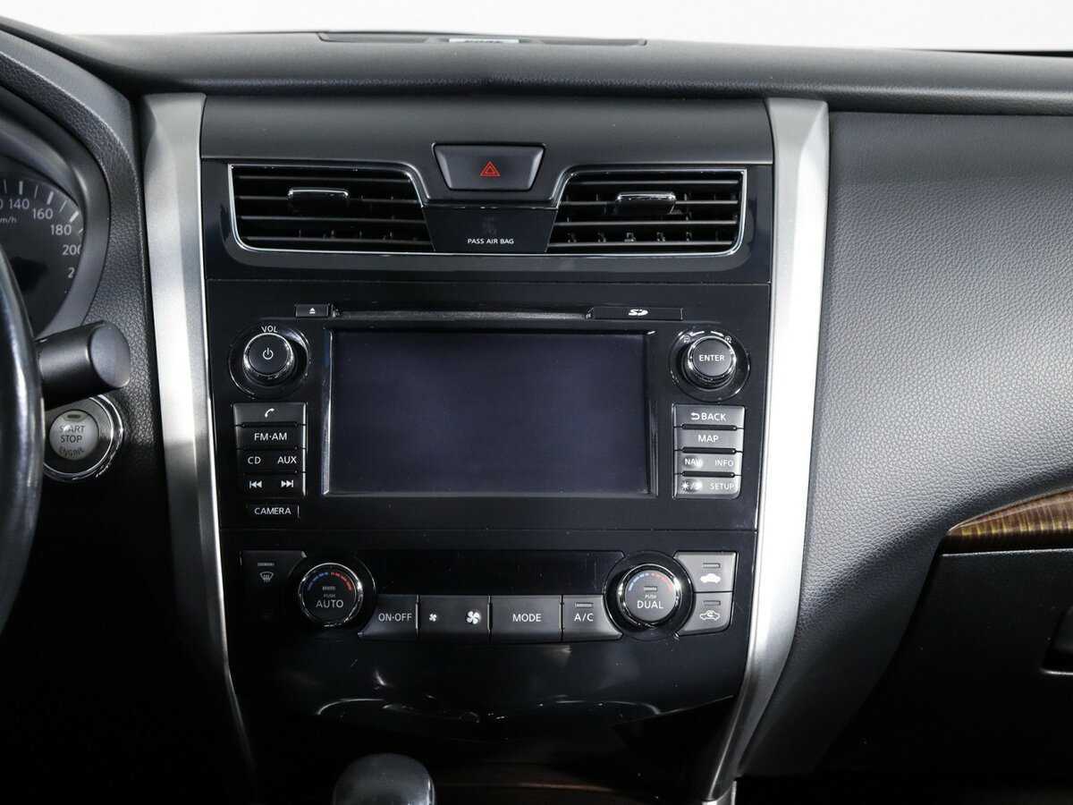 Купить Nissan Teana с пробегом. Фото: #9