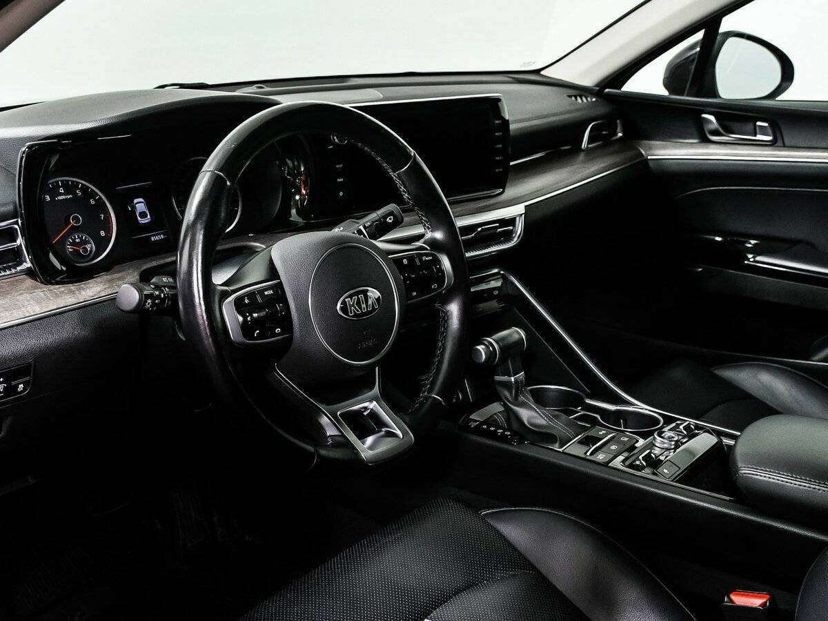 Купить Kia K5 с пробегом. Фото: #11