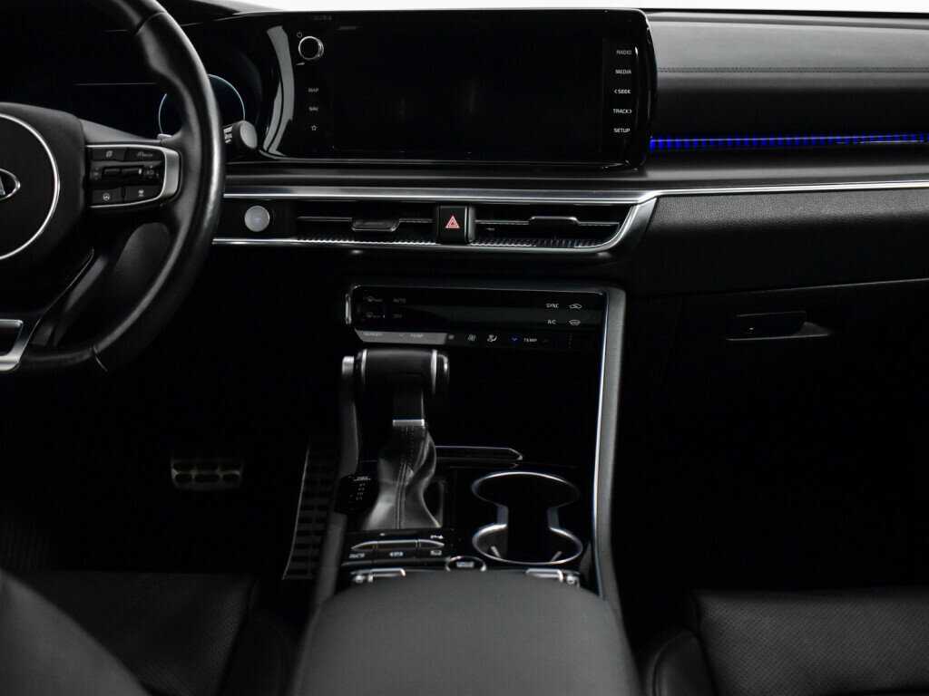 Купить Kia K5 с пробегом. Фото: #12