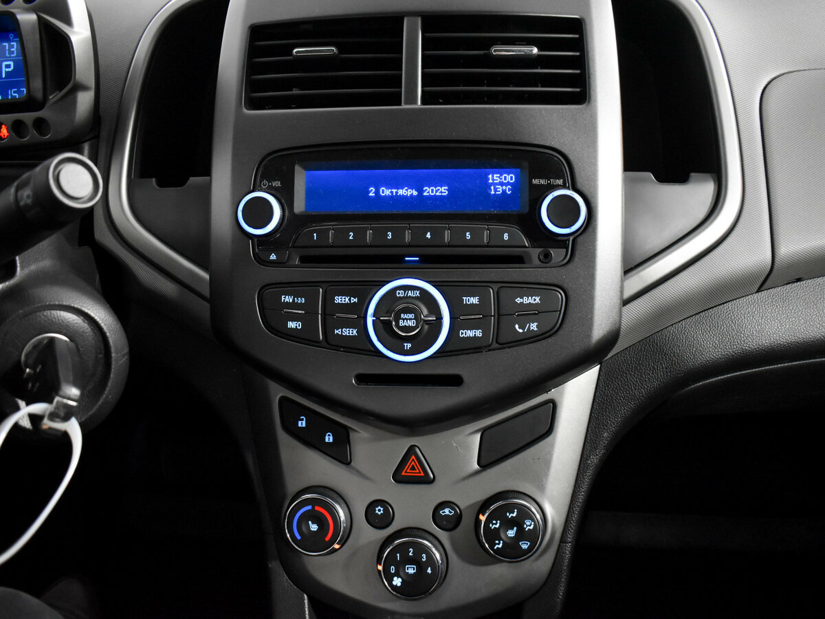 Купить Chevrolet Aveo с пробегом. Фото: #14
