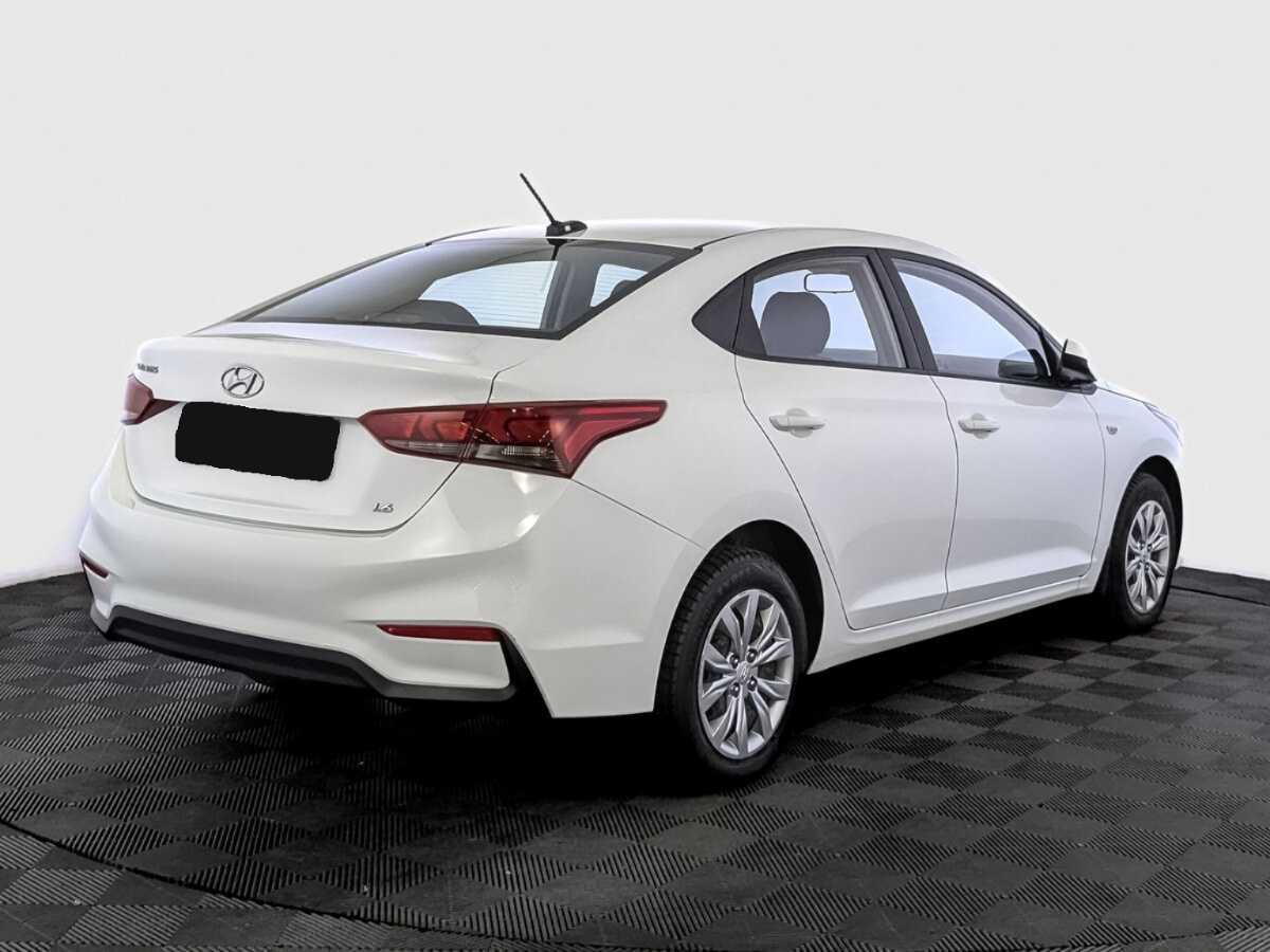Купить Hyundai Solaris с пробегом. Фото: #4