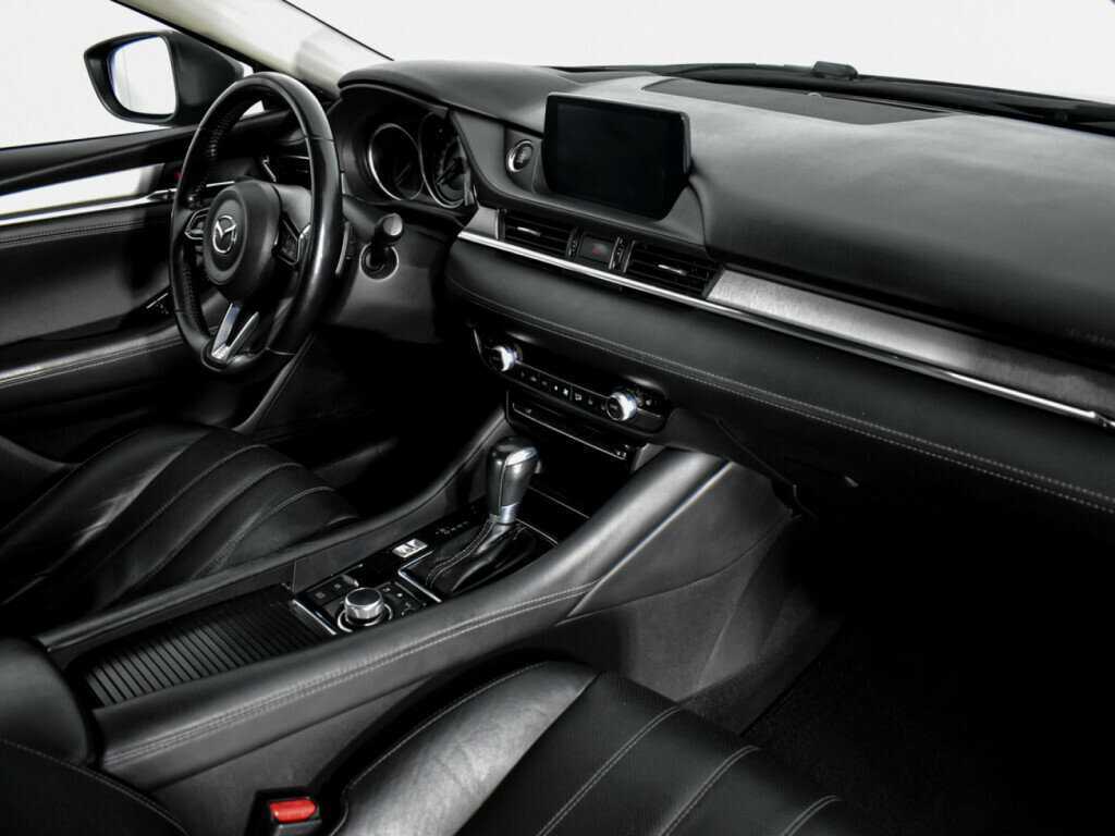 Купить Mazda 6 с пробегом. Фото: #11