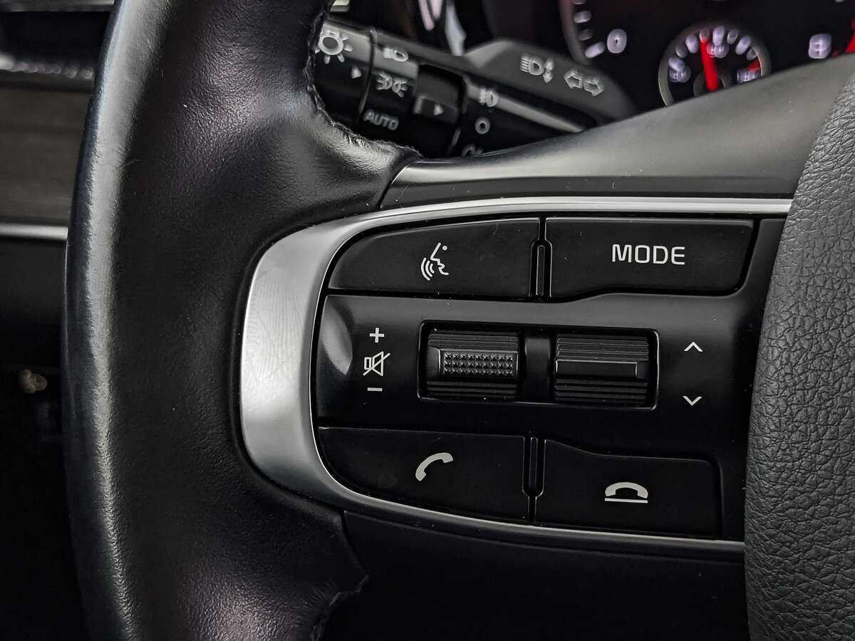 Купить Kia K5 с пробегом. Фото: #26