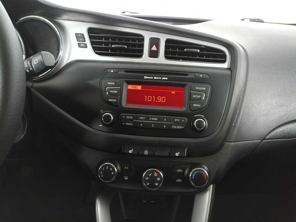 Купить Kia Ceed с пробегом. Фото: #11
