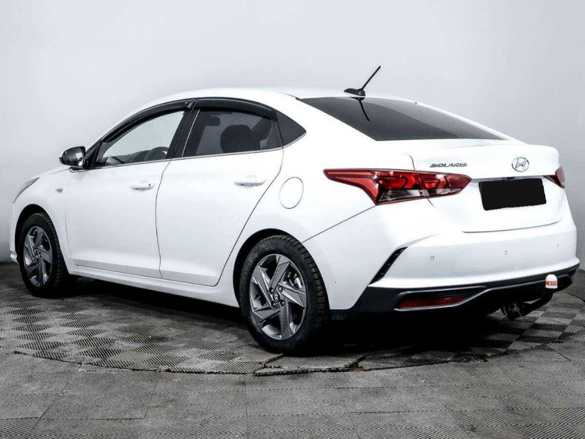 Купить Hyundai Solaris с пробегом. Фото: #3