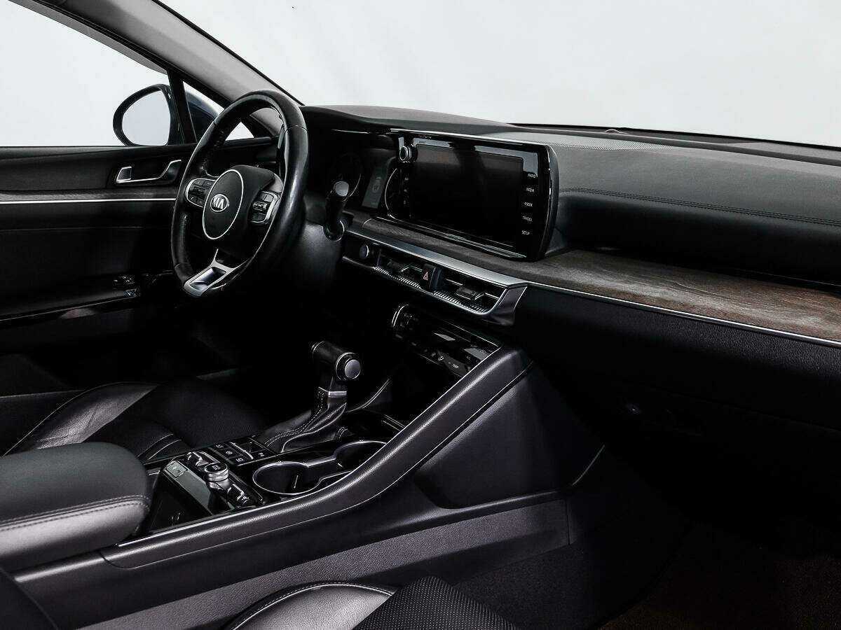 Купить Kia K5 с пробегом. Фото: #13