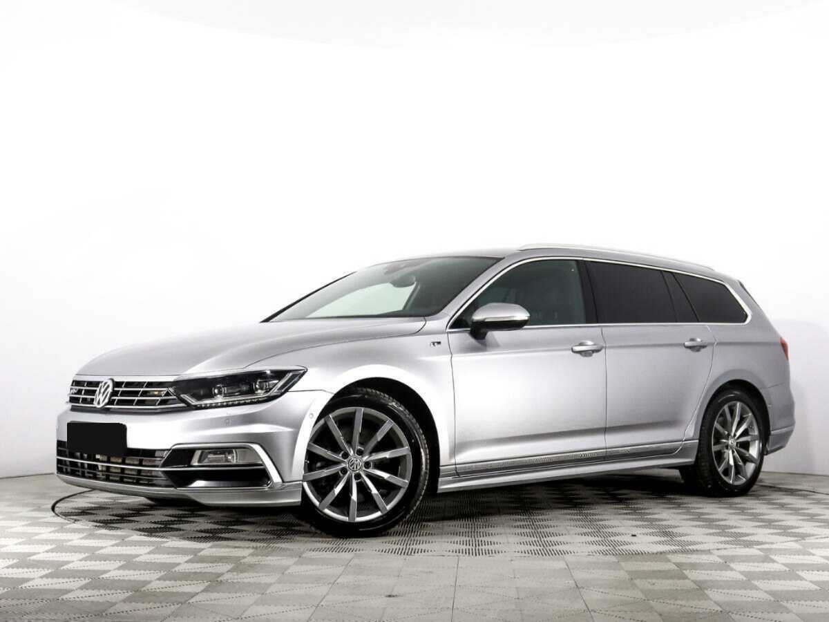 Купить Volkswagen Passat с пробегом. Посмотреть фото