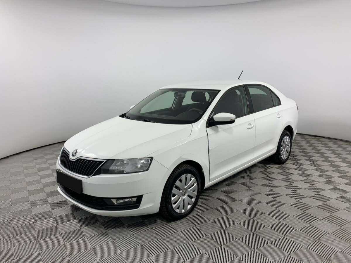 Купить Skoda Rapid с пробегом. Посмотреть фото