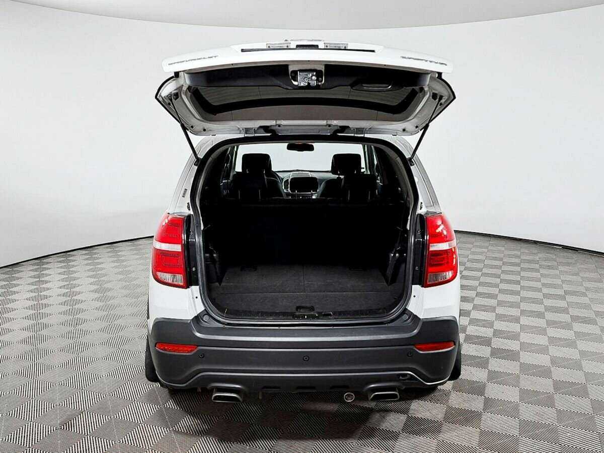 Купить Chevrolet Captiva с пробегом. Фото: #9