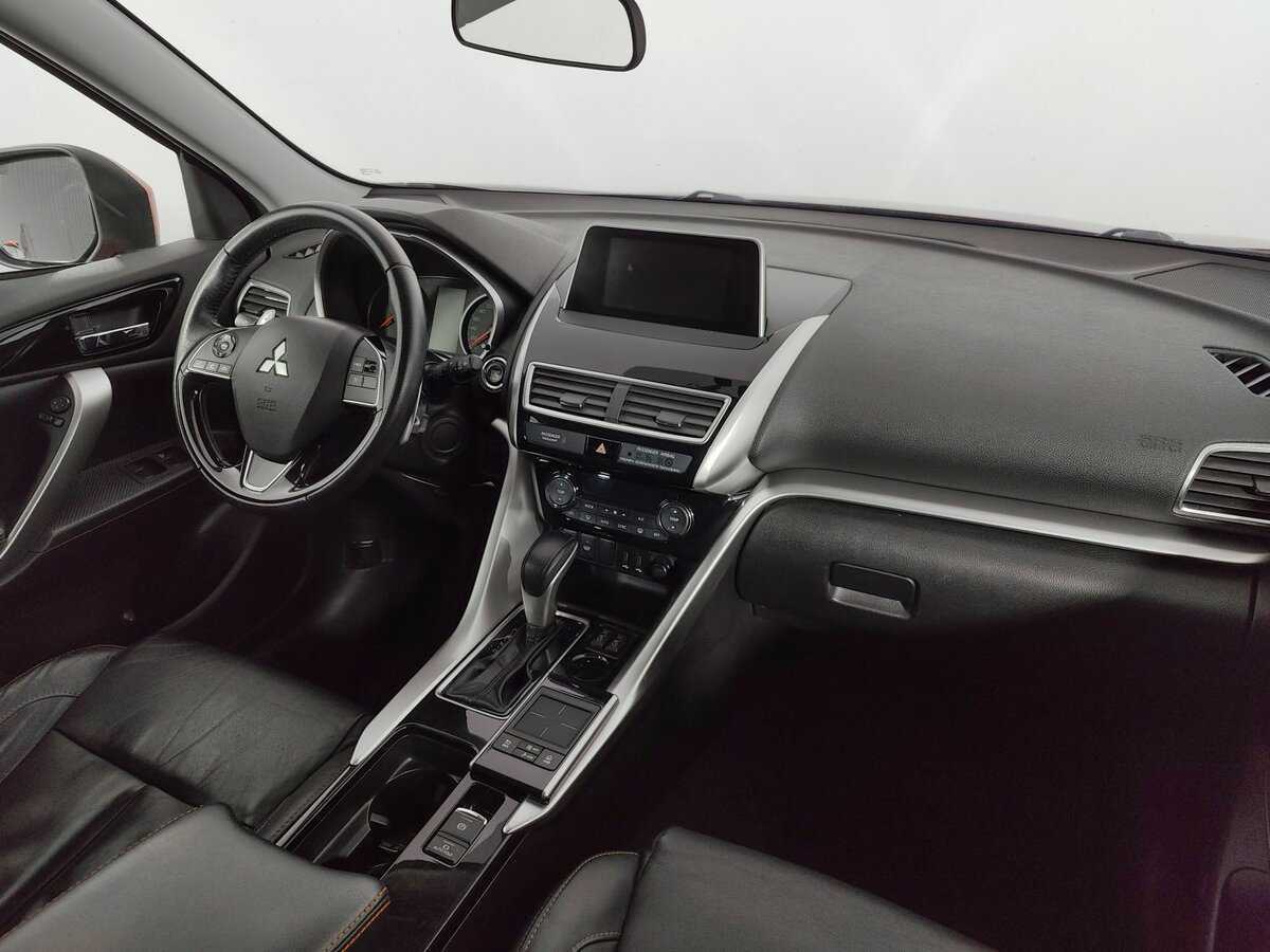 Купить Mitsubishi Eclipse Cross с пробегом. Фото: #8