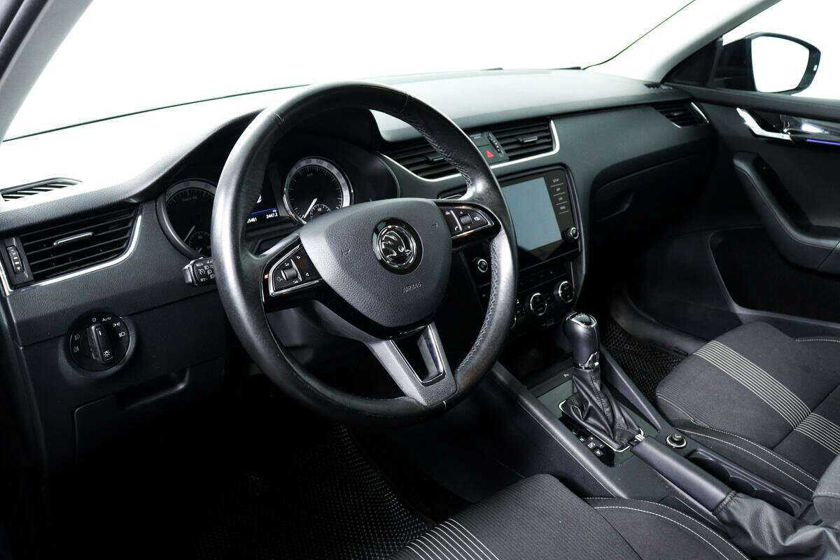 Купить Skoda Octavia с пробегом. Фото: #12