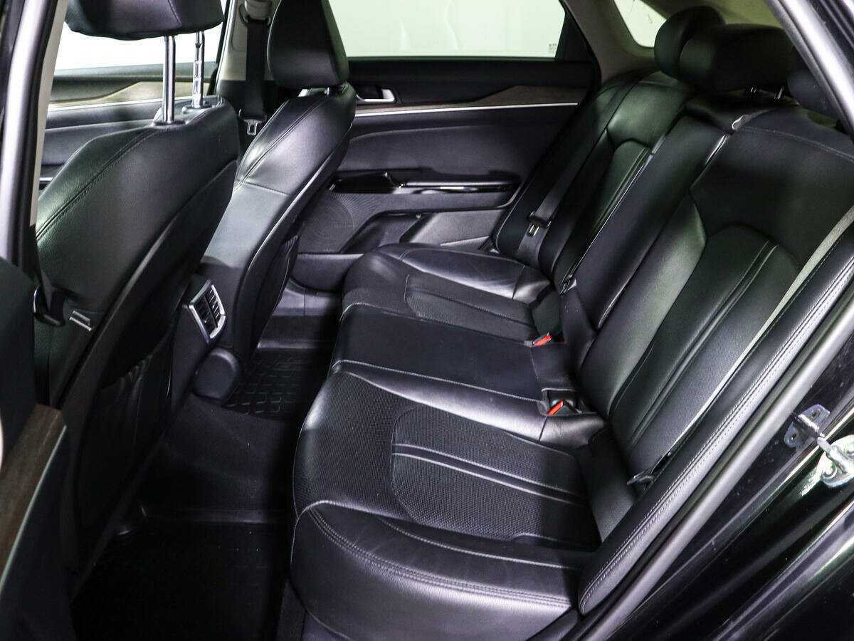 Купить Kia K5 с пробегом. Фото: #9