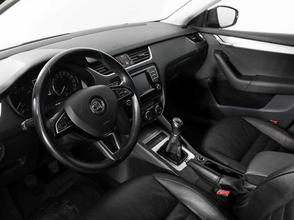 Купить Skoda Octavia с пробегом. Фото: #8