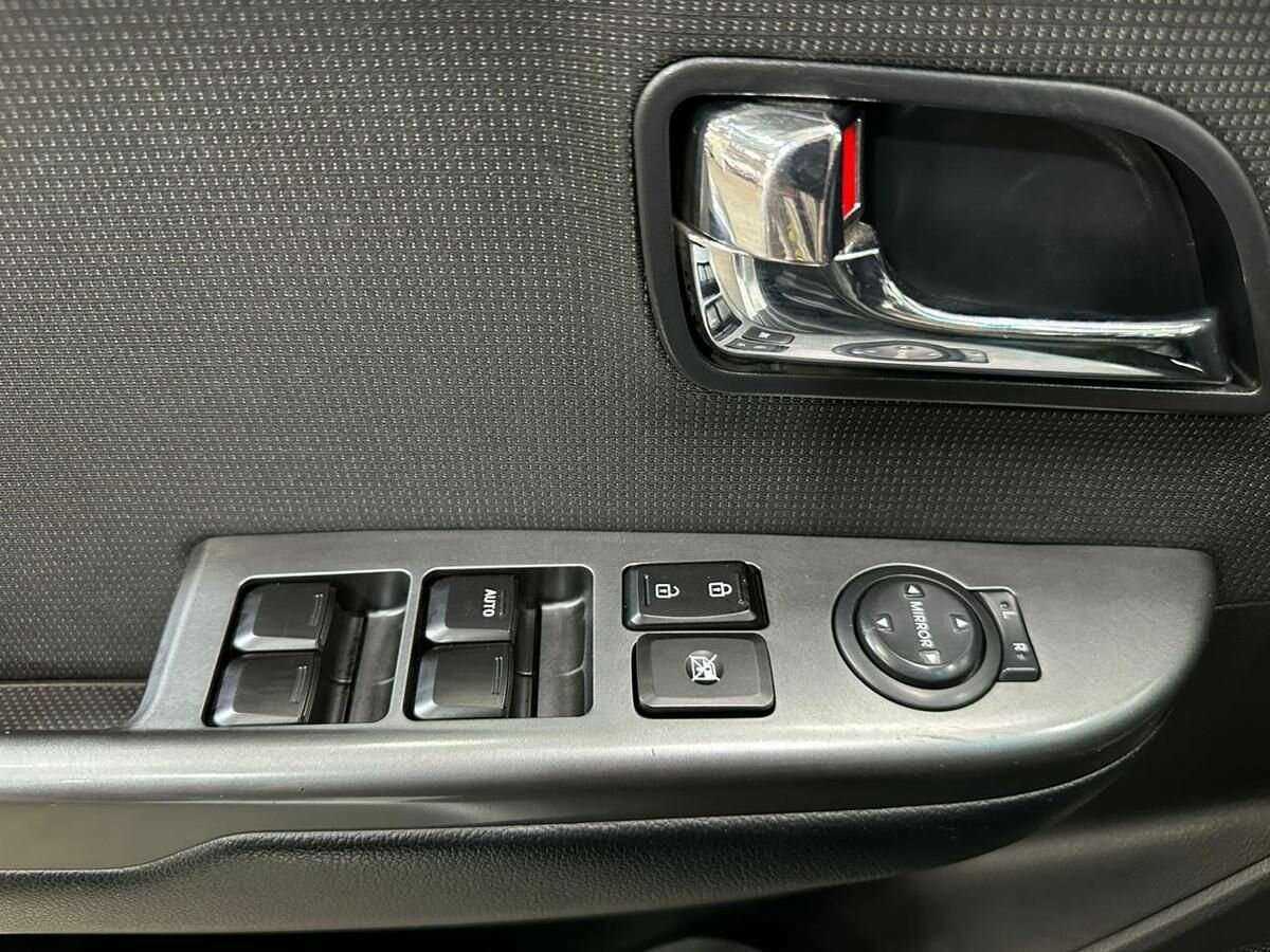 Купить Kia Rio с пробегом. Фото: #14