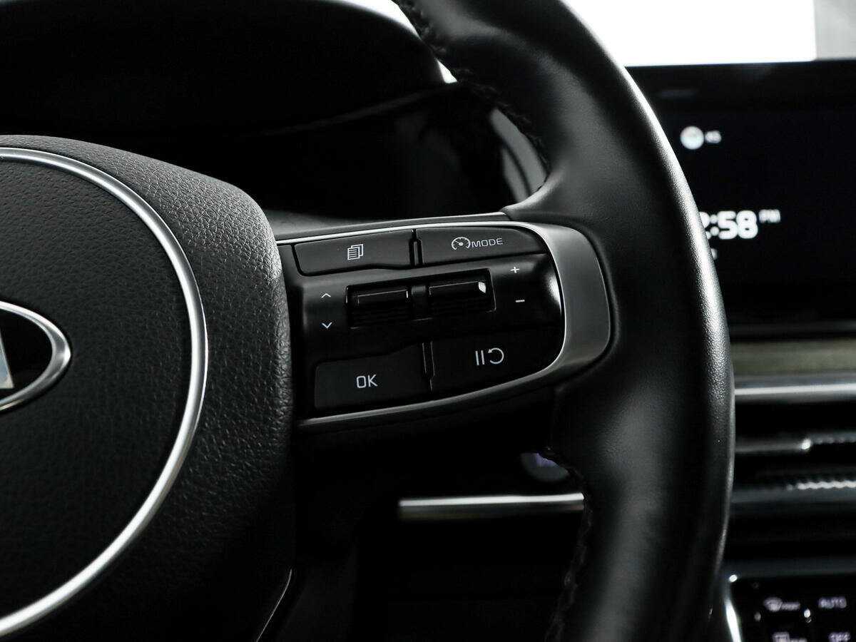 Купить Kia K5 с пробегом. Фото: #17