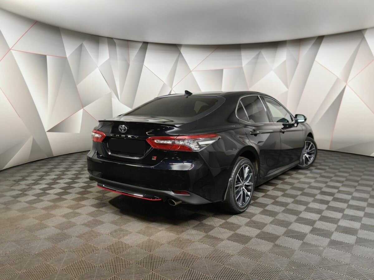 Купить Toyota Camry с пробегом. Фото: #1