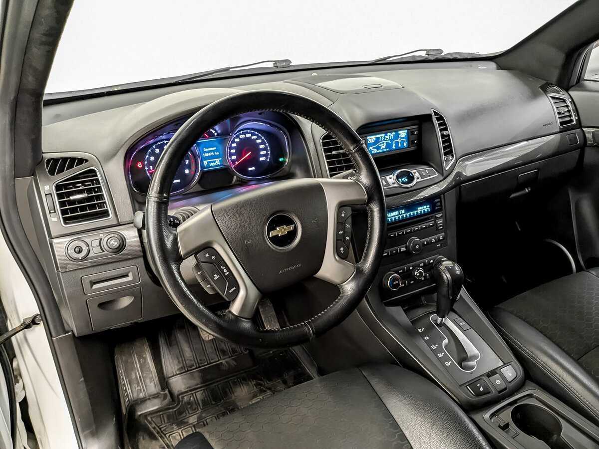Купить Chevrolet Captiva с пробегом. Фото: #15