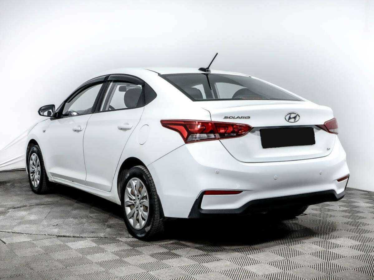 Купить Hyundai Solaris с пробегом. Фото: #5
