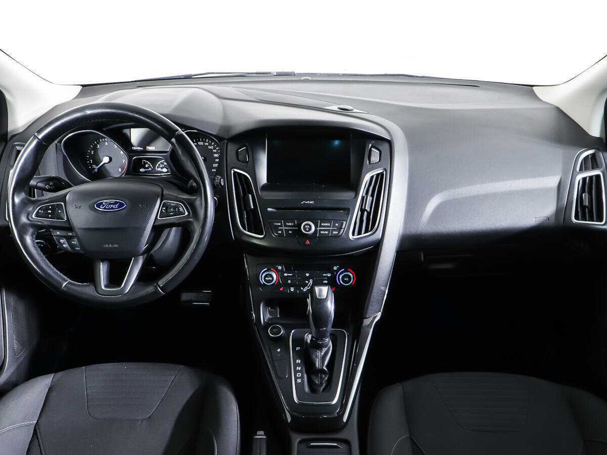 Купить Ford Focus с пробегом. Фото: #12