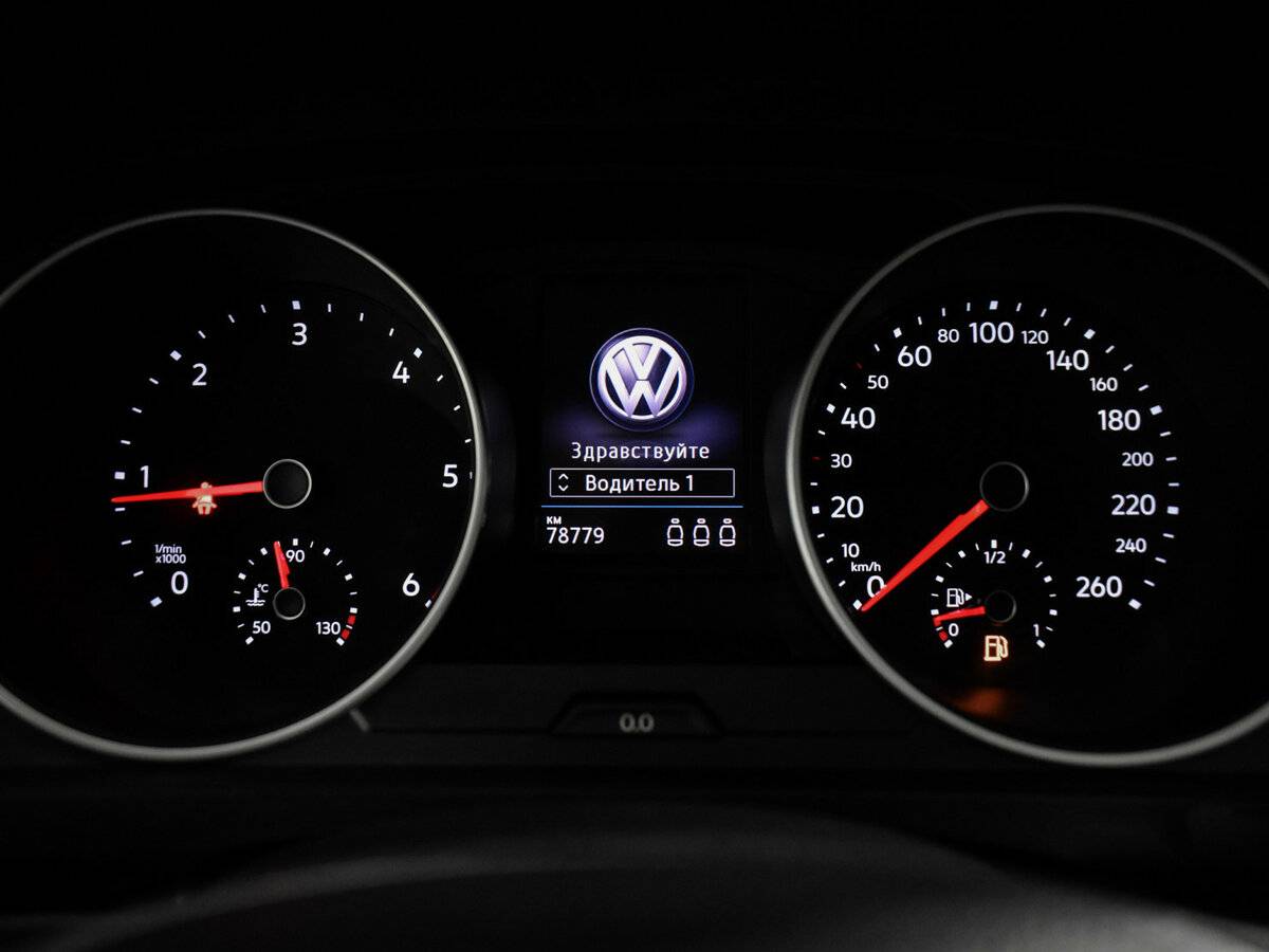 Купить Volkswagen Tiguan с пробегом. Фото: #19