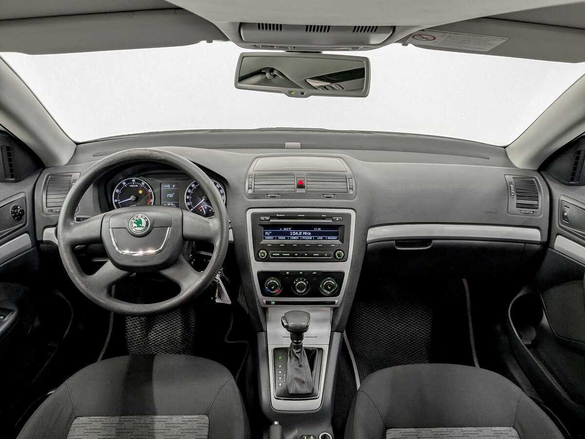 Купить Skoda Octavia с пробегом. Фото: #13