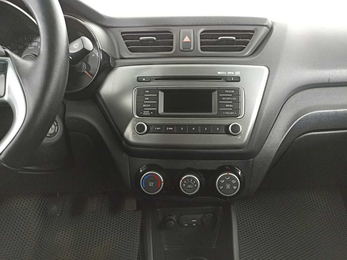 Купить Kia Rio с пробегом. Фото: #14