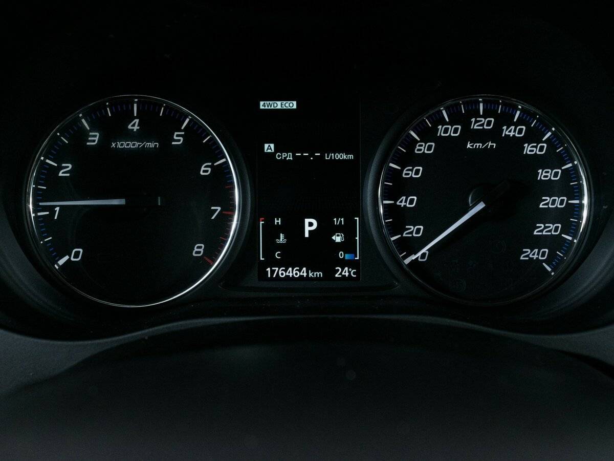 Купить Mitsubishi Outlander с пробегом. Фото: #10