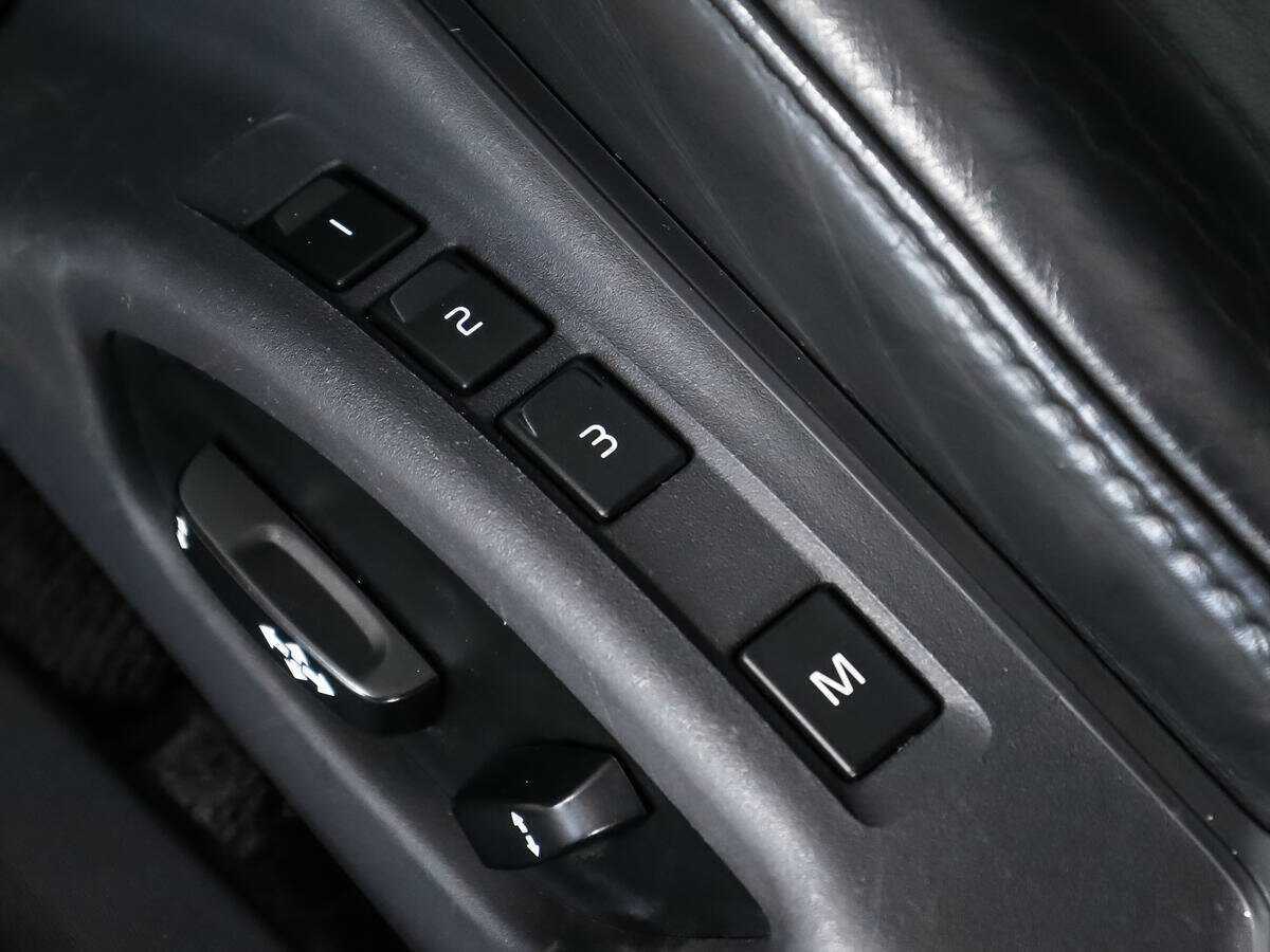 Купить Volvo S80 с пробегом. Фото: #10