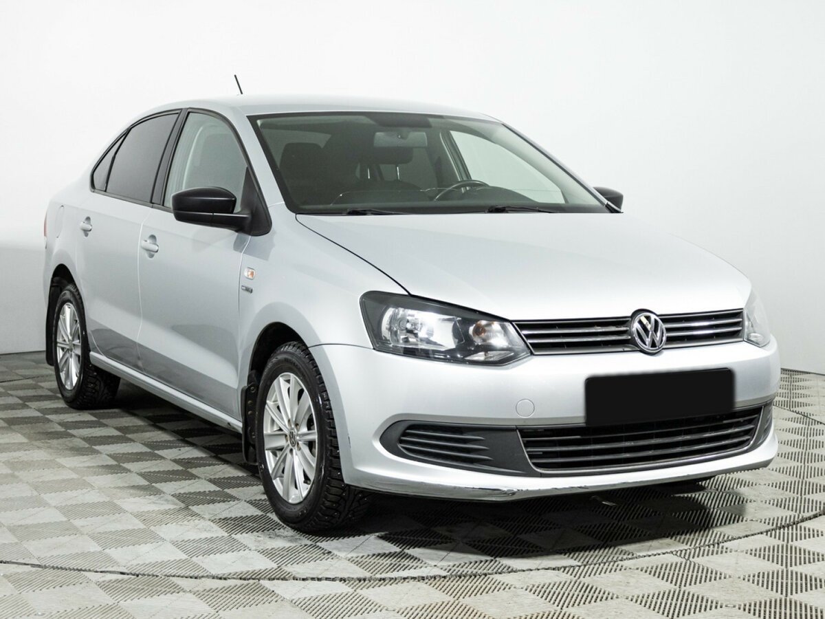Купить Volkswagen Polo с пробегом. Фото: #2