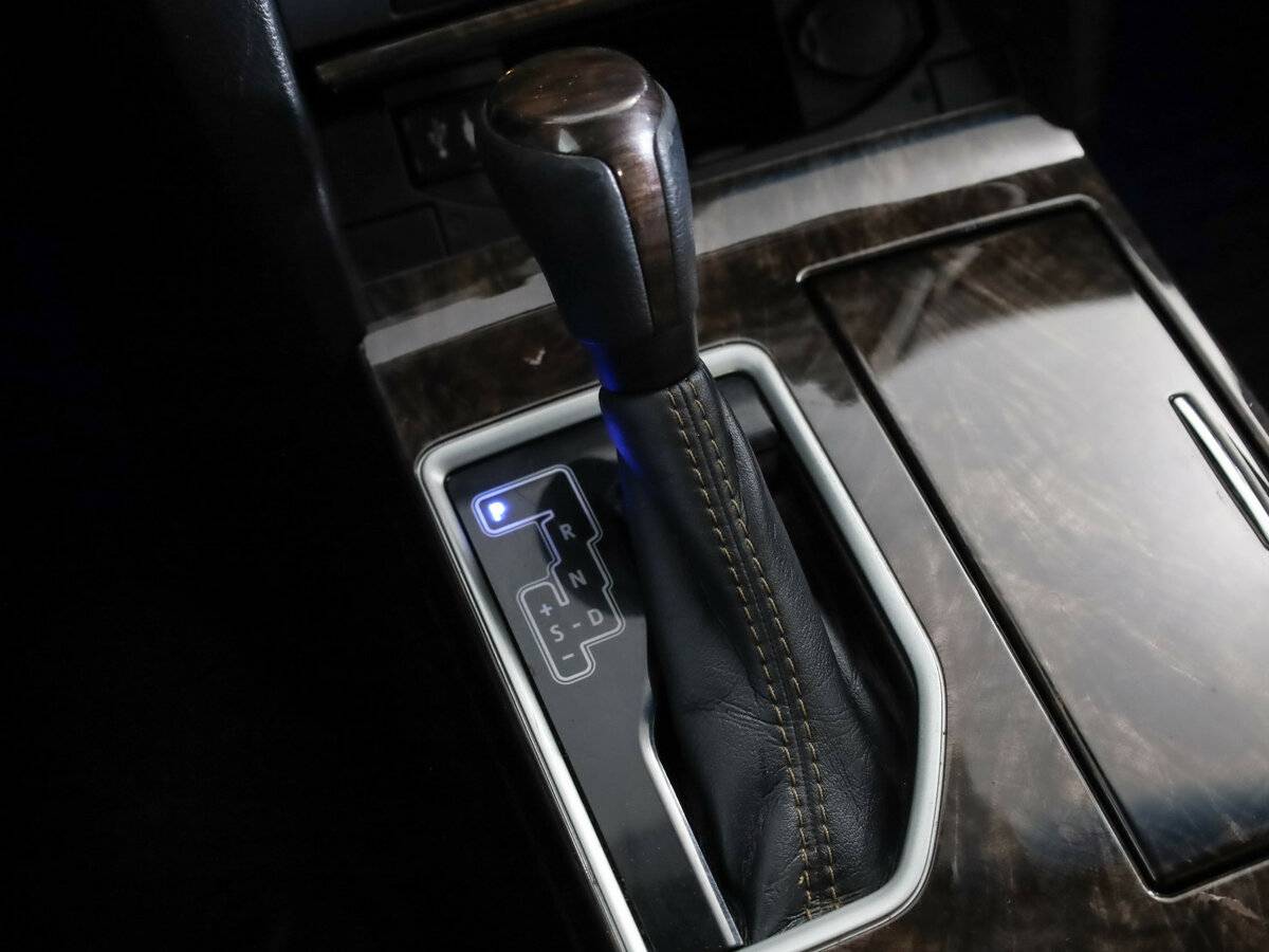 Купить Toyota Camry с пробегом. Фото: #19